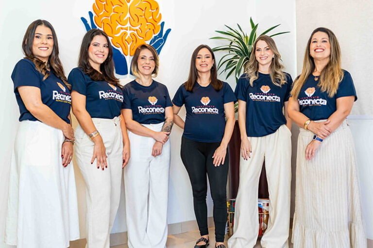 equipe de profissionais do instituto reconecta